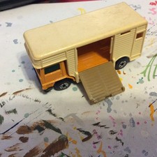 Matchbox No.40 Bedford TM Horse Box 1977
