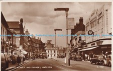 R384636 high street and parade - high,