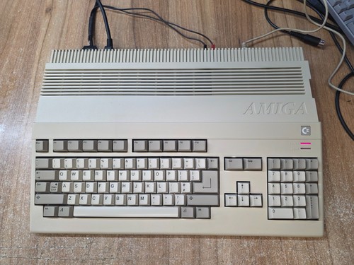 Excellent cond commodore - excellent,
