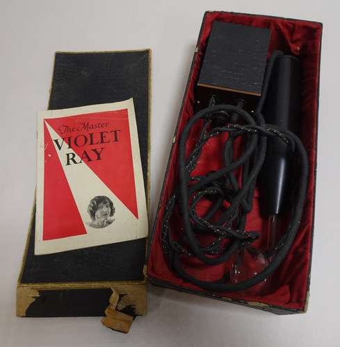 The master violet - in, box