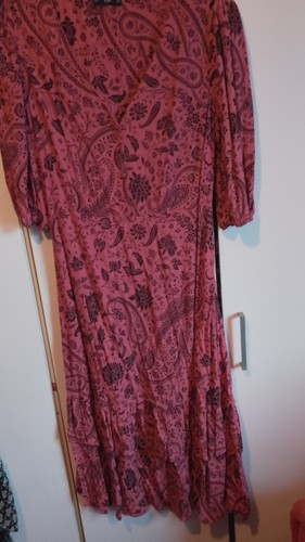 Tiered dress sleeves - ,
