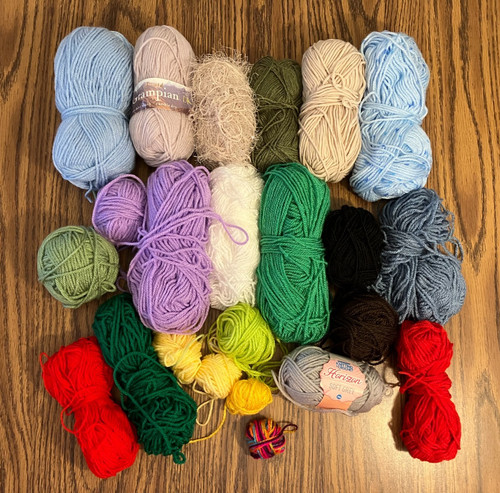 Assorted wool oddments - wool,