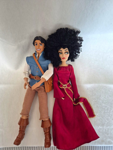 Disney store tangled flynn - store,