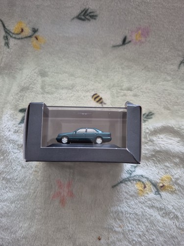 Mercedes benz e320 - benz,
