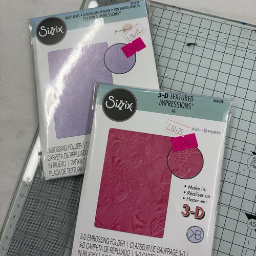 Sizzix embossing folder bundle - embossing,