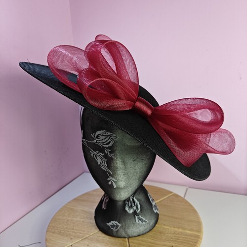 Black dark red - dark, large