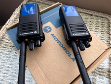 2 x MOTOROLA DP4400 DIGITAL