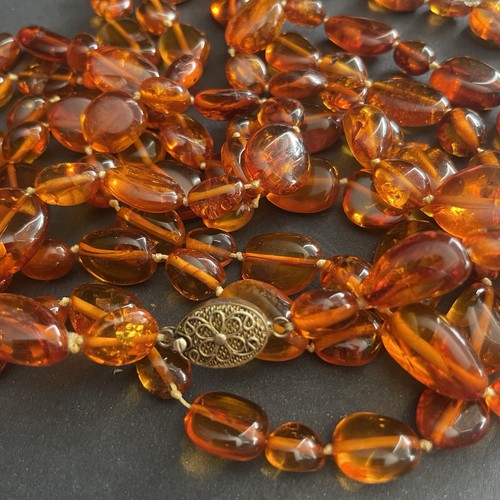 Vintage baltic amber necklace - amber,