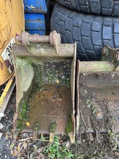 Takeuchi Tb285 Tb 290 2ft Digging Bucket