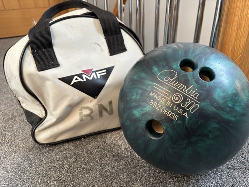 Columbia 300 bowling ball - columbia,