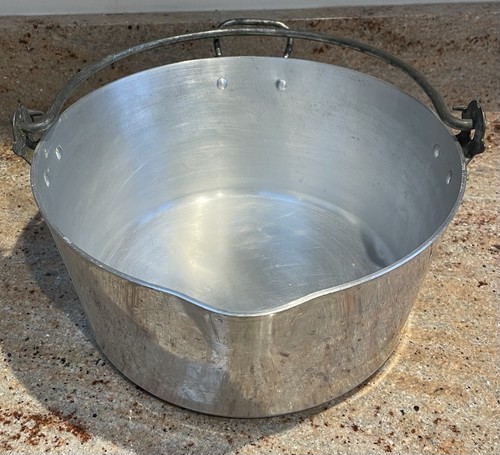 Jam kettle