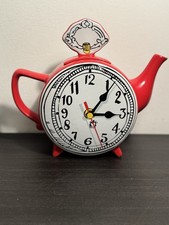 Teatime Alice in Wonderland teapot