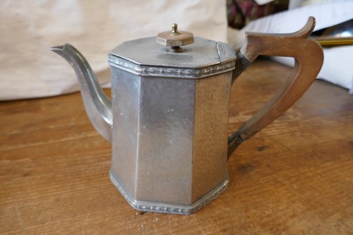 Pint pewter teapot by - 2,