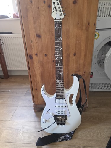 Ibanez jemjr left handed - ibanez,