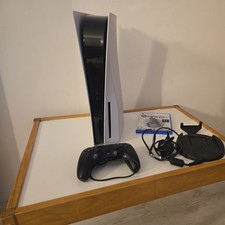 PS5 Disc Edition Console 825GB playstation 5 disk good condition. with game