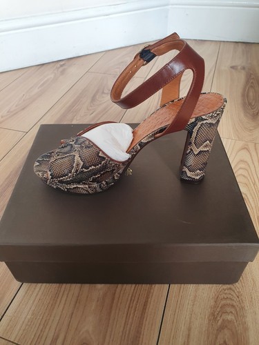 Chie mihara caipe - caipe, snake