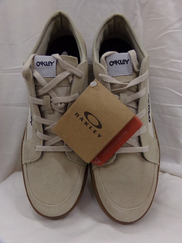 Mens size oakley suede low - size,