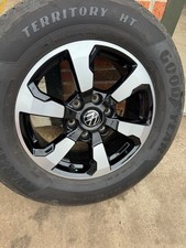 Genuine vw amarok 18 alloy wheels