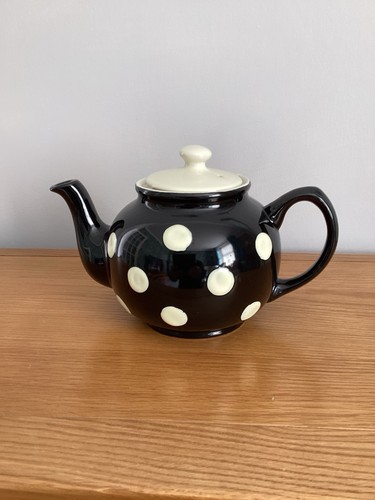 Teapot funky black and cream - teapot,