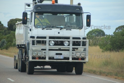 Truck photo iveco 2335 - truck,
