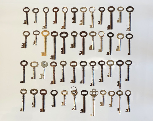 Job lot antique keys - job,