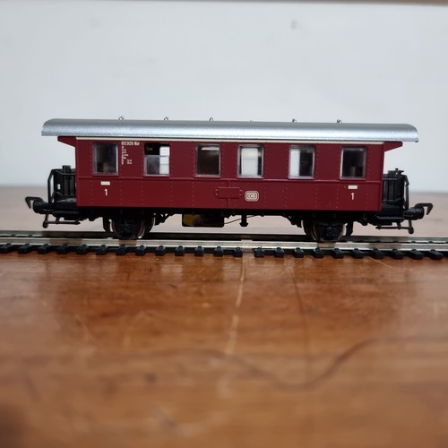 Roco 1st class coach - 1st,