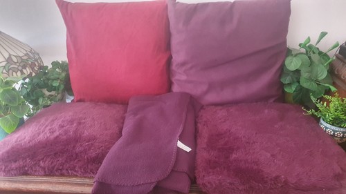 Large cushions and - cushions,