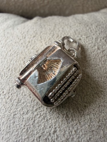 Nuvo vintage typewriter silver - nuvo,