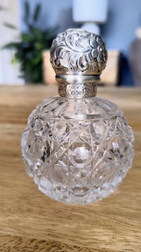 Victorian cut glass globe - glass,