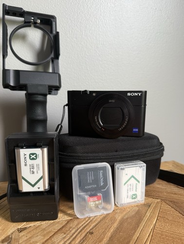 Sony cyber shot - cyber-shot, v