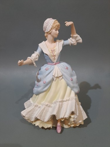 Wedgwood porcelain figure - wedgwood, "