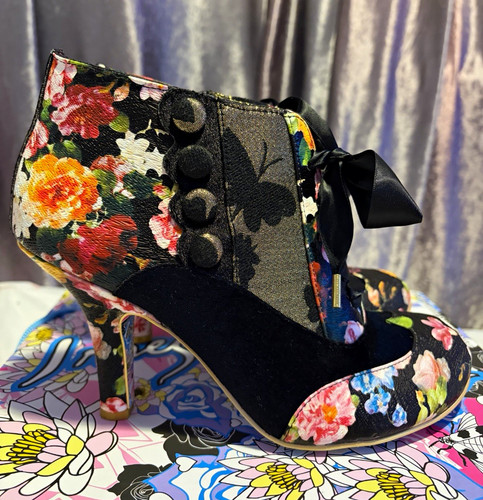 Irregular choice euro multi - choice,