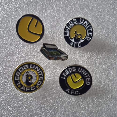 Leeds united badges - leeds,