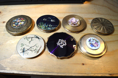 Collection compacts - of,
