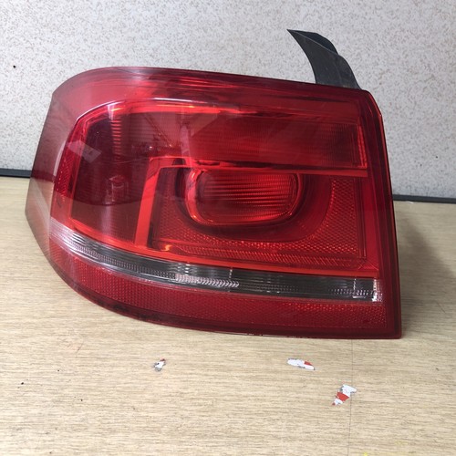 Passat saloon 2010 - vw,