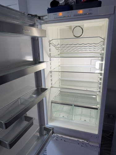 Miele integrated fridge - integrated,
