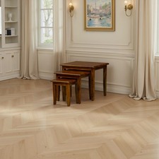 Mahogany Louis XV Nest of Tables - Made from solid mahogany wood - Minimalist