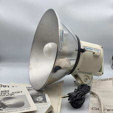 PHOTAX White Interfit INTERFLASH 5500K Studio Flash - mains powered boxed