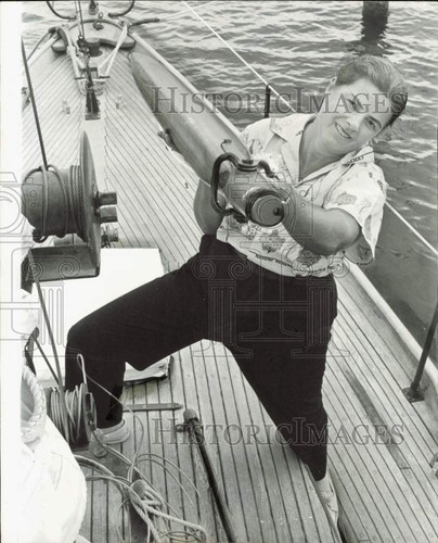1959 press photo pat - pat, virgin