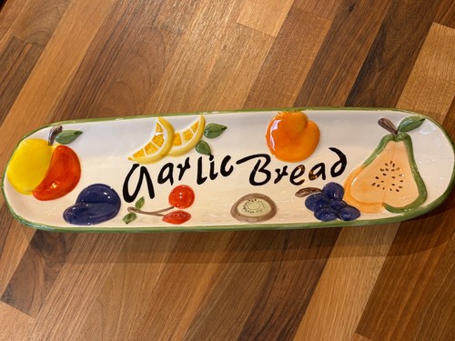 Retro rayware garlic - garlic, bread