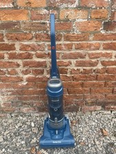 Hoover Upright Vacuum Cleaner Breeze Evo TH31BO01 Bagless - Black & Blue