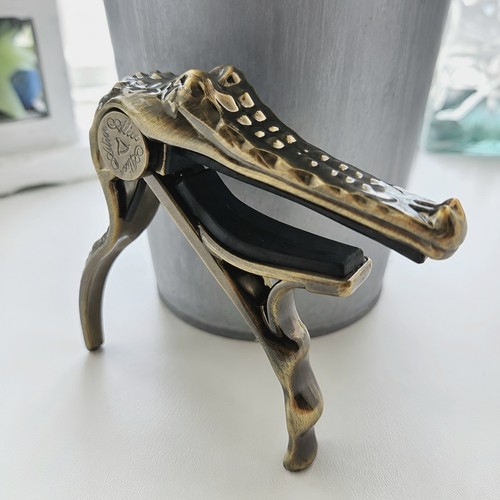Unique crocodile guitar capo - unique,