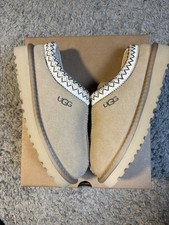 Beige uggs australia - uggs, slippers