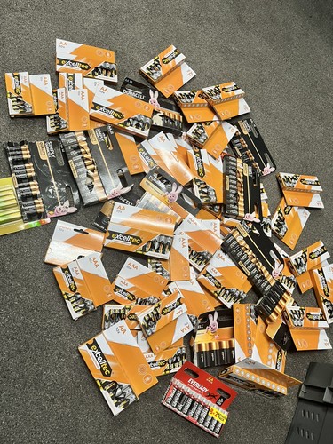 Job lot approximately 45 - lot,