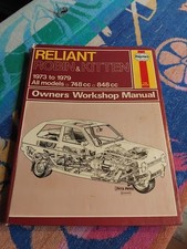 Reliant Robin & Kitten