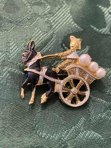 Vintage donkey cart - donkey, brooch