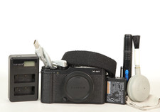 Fujifilm X series X-M1 16.3MP Digital Camera Body Only, Excellent Condition.