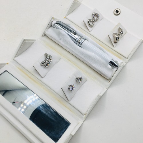 Pierre cardin box set earrings - cardin,