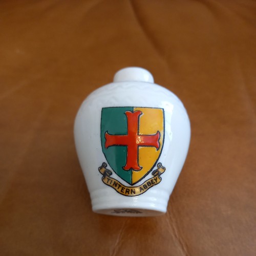 Goss crested china model - wh,