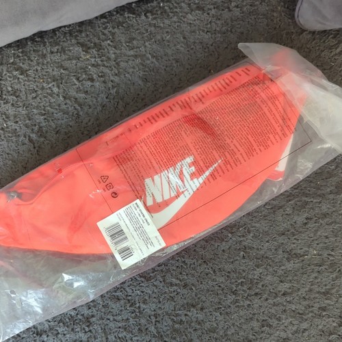 New nike bum - new,